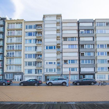 Spacious Apartment With Sea View Oostende Bagian luar foto
