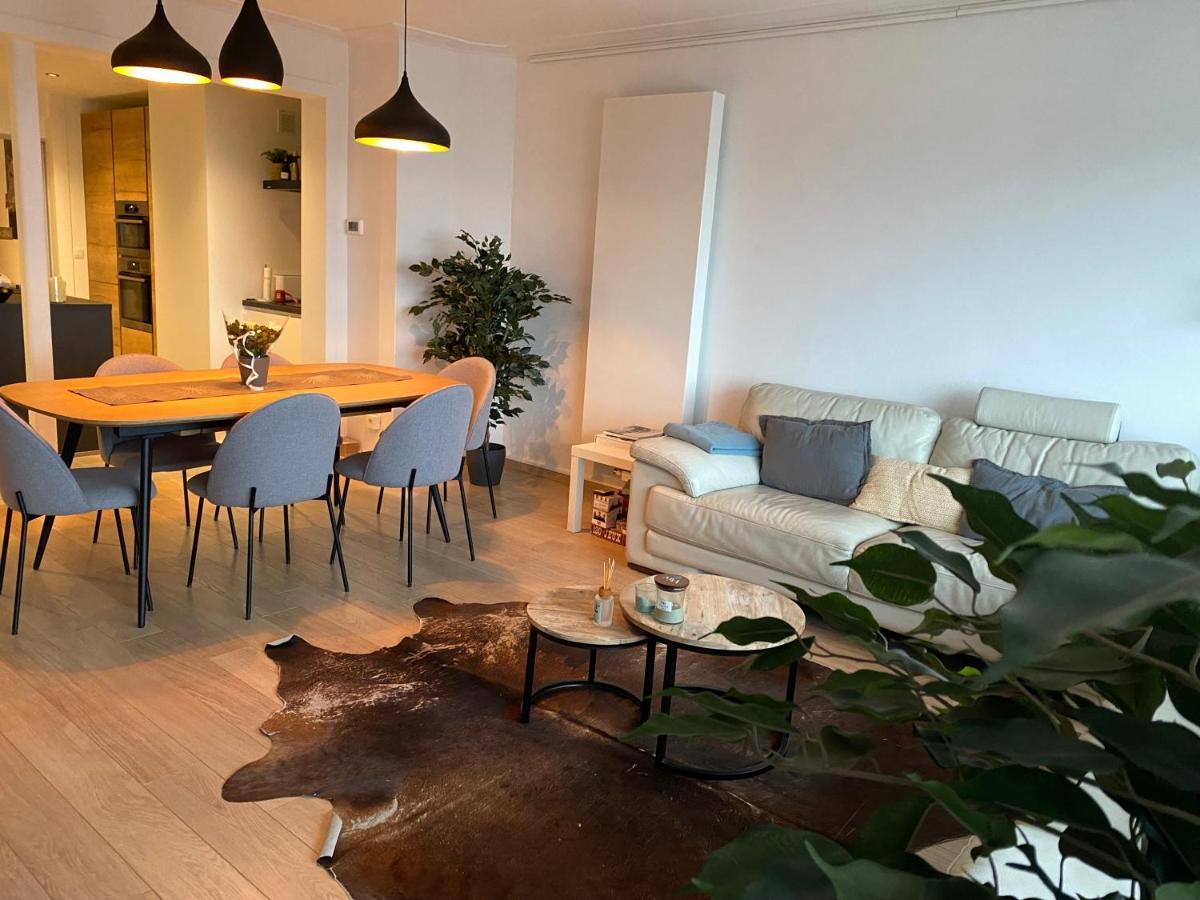 Spacious Apartment With Sea View Oostende Bagian luar foto