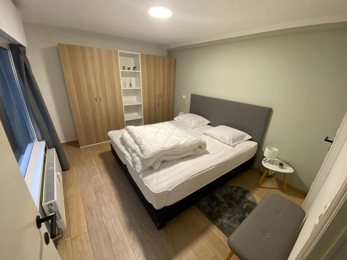 Spacious Apartment With Sea View Oostende Bagian luar foto