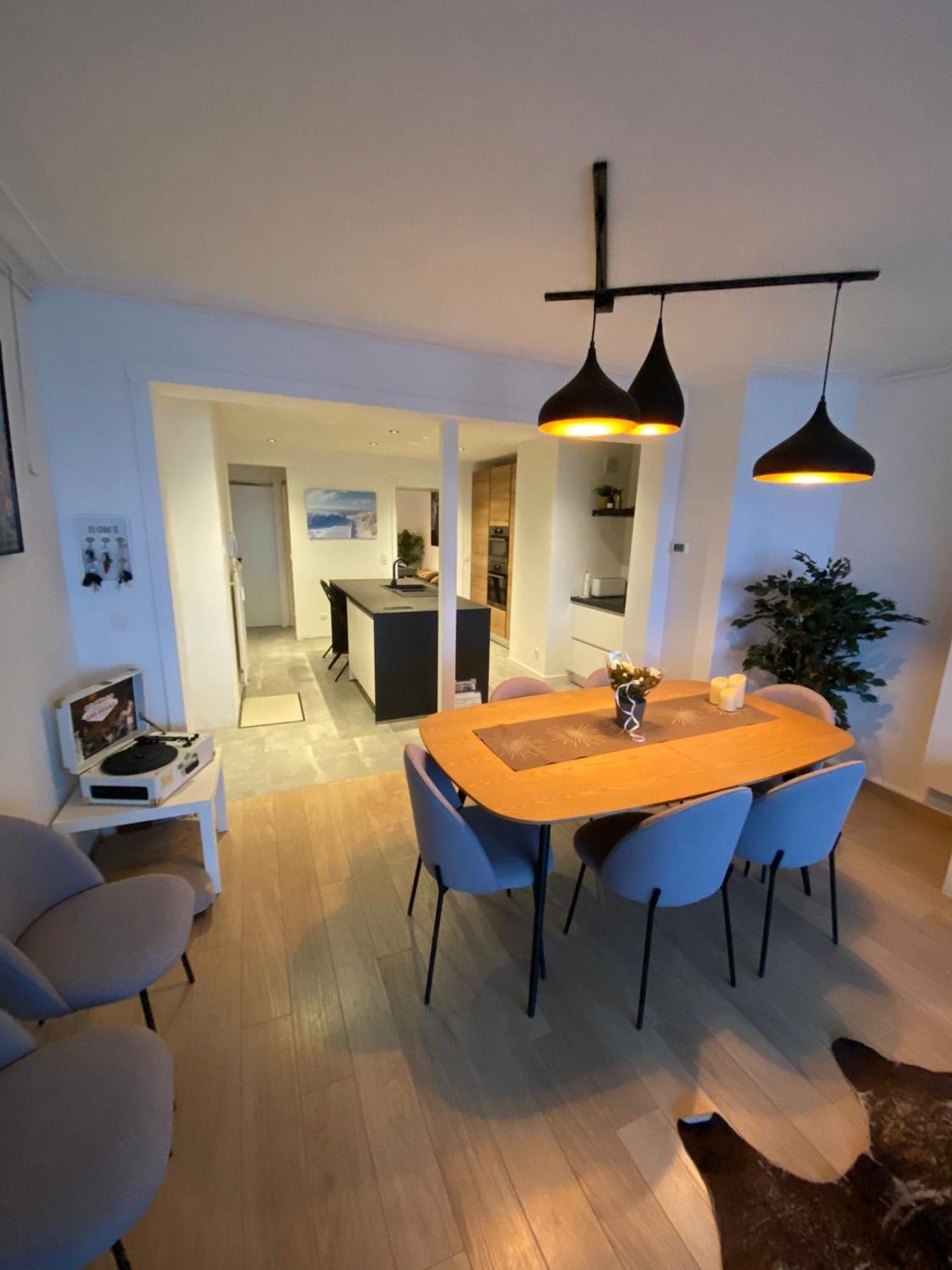 Spacious Apartment With Sea View Oostende Bagian luar foto